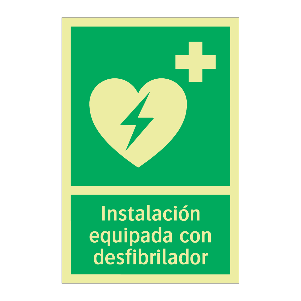 Instalación equipada con desfibrilador