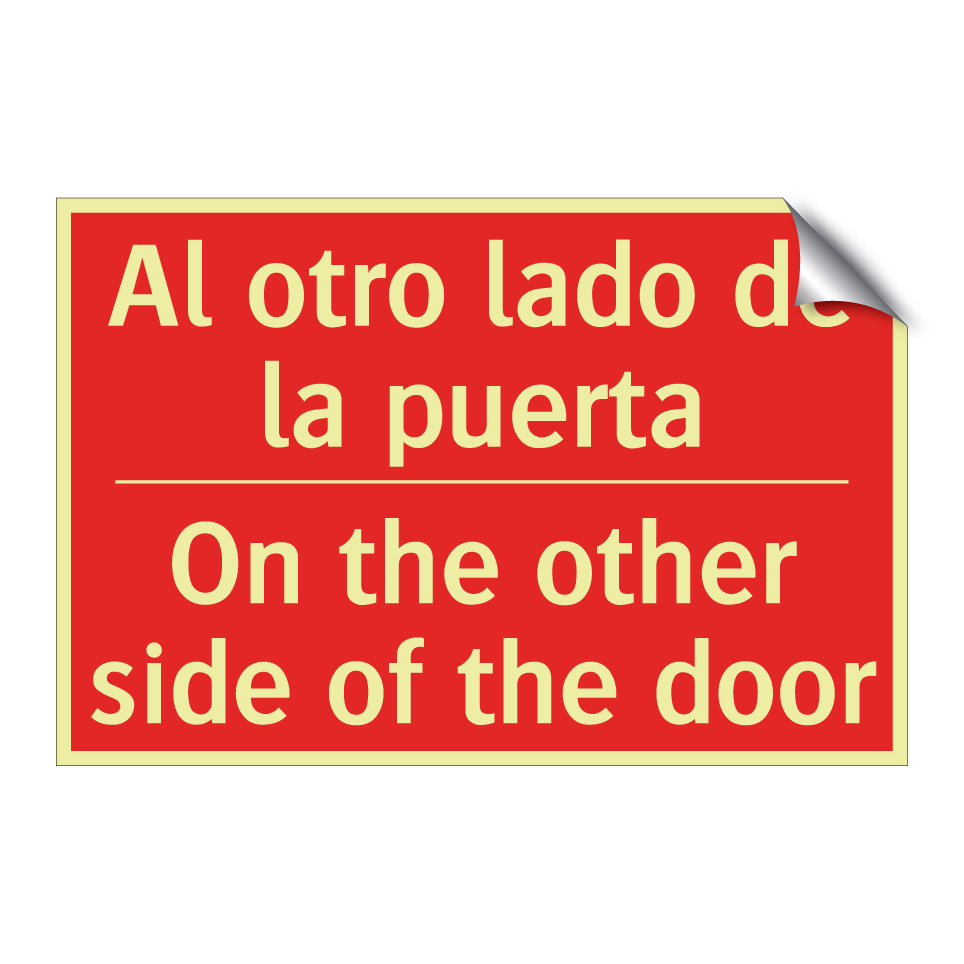 Al otro lado de la puerta - On the other side of the door