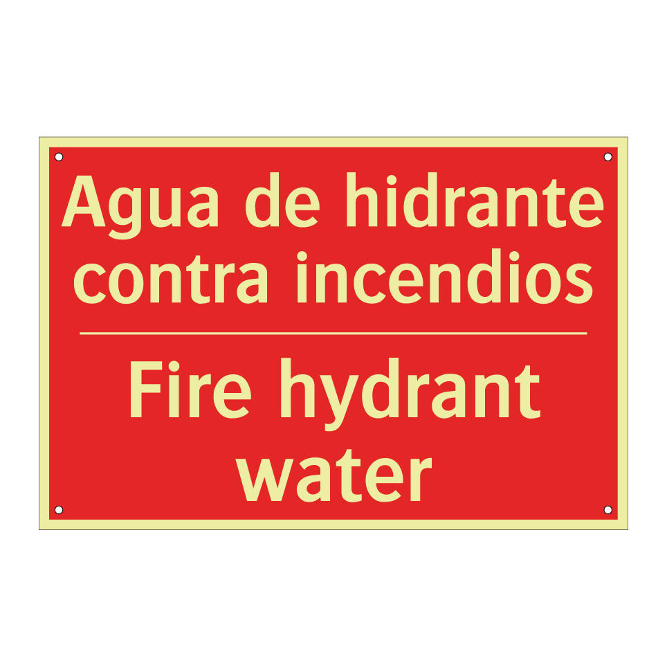 Agua de hidrante contra /.../ - Fire hydrant water