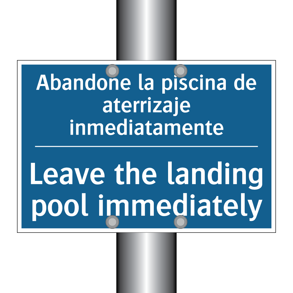 Abandone la piscina de aterrizaje /.../ - Leave the landing pool immediately /.../