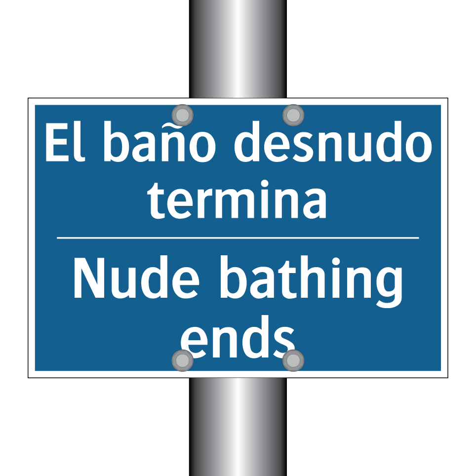 El baño desnudo termina - Nude bathing ends