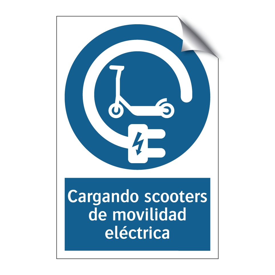 Cargando scooters de movilidad eléctrica