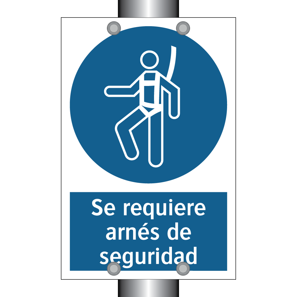 Se requiere arnés de seguridad