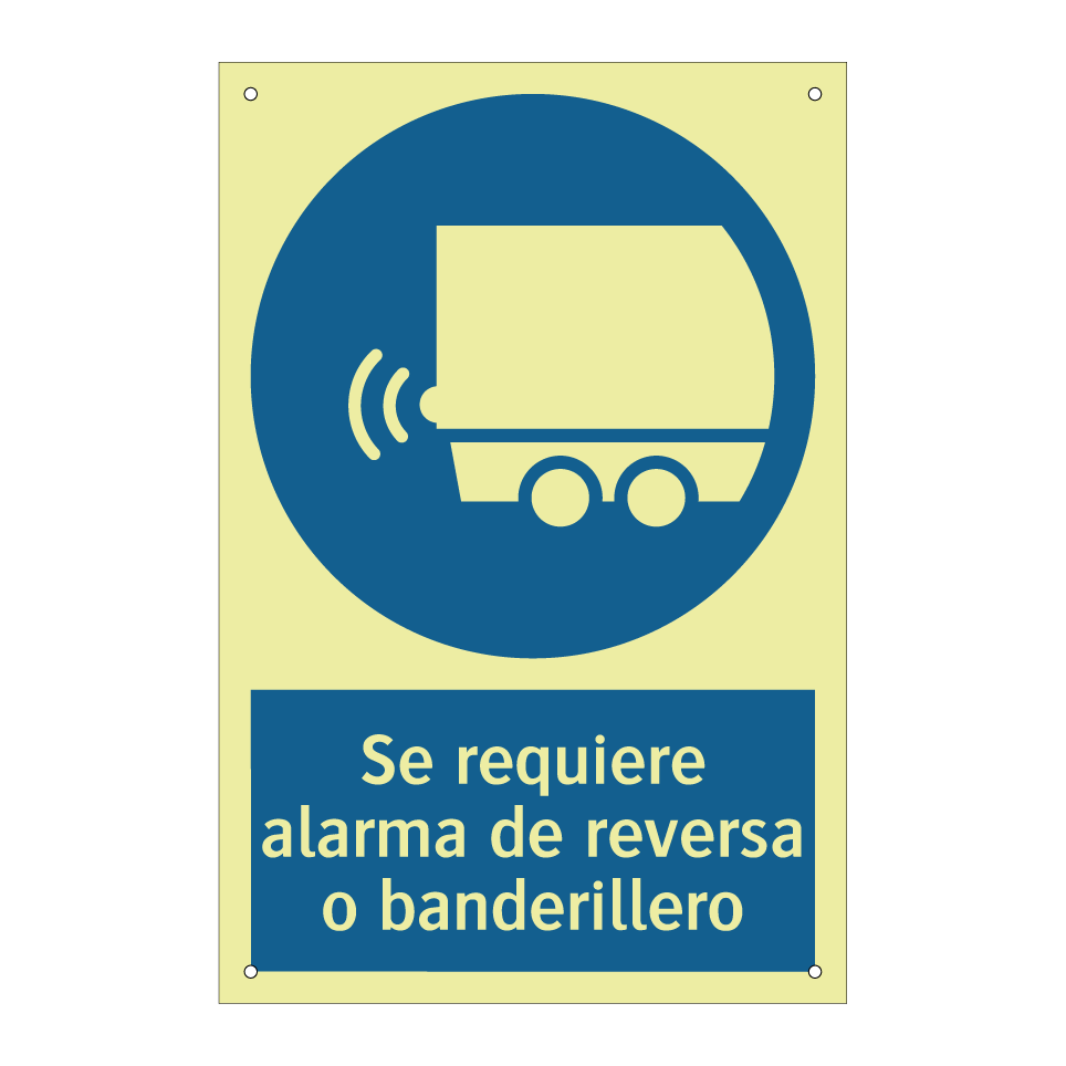 Se requiere alarma de reversa o banderillero