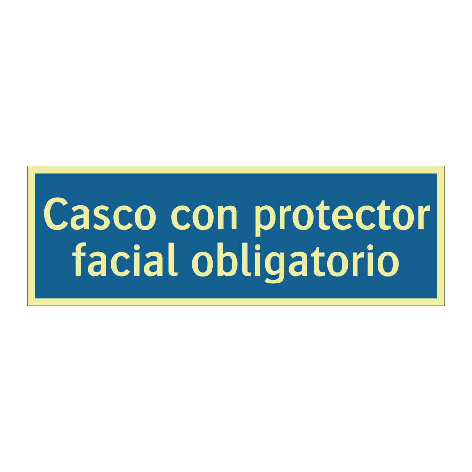 Casco con protector facial obligatorio