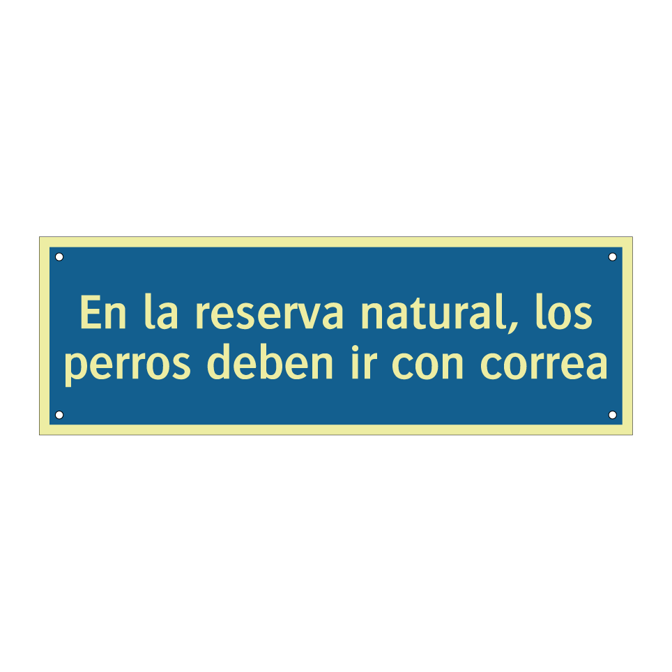 En la reserva natural, los perros deben ir con correa
