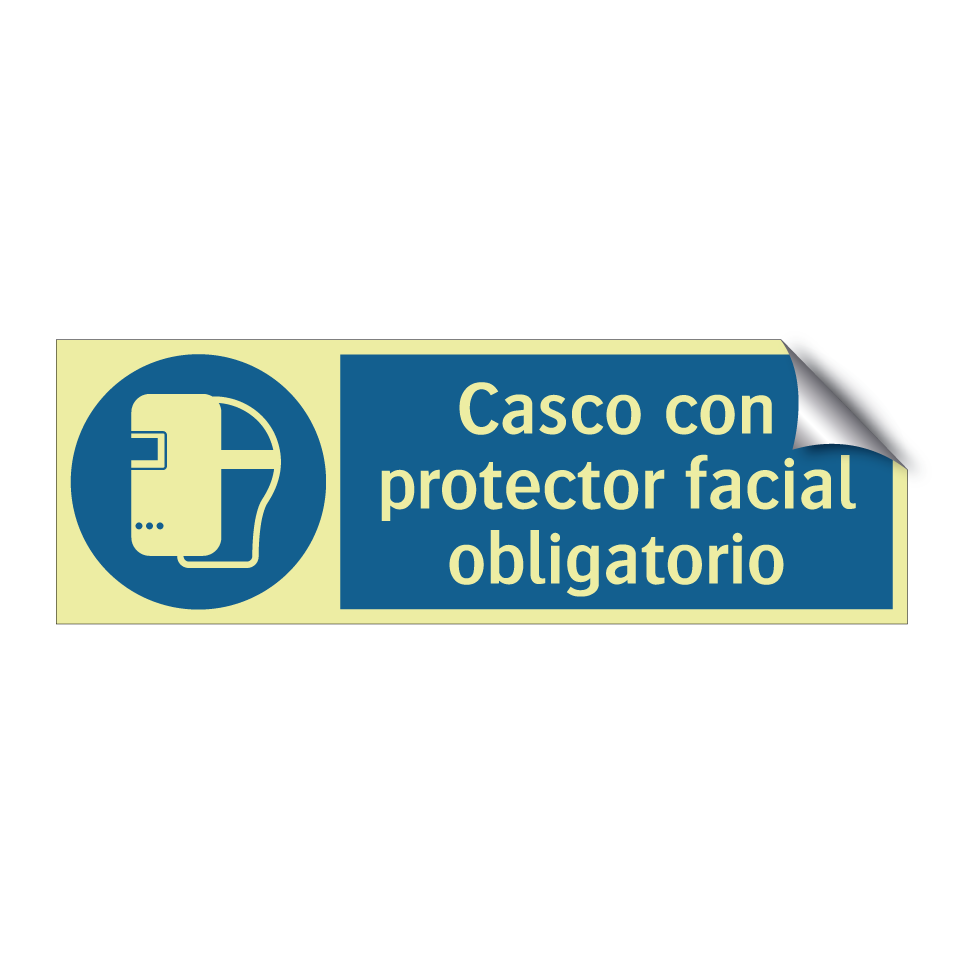 Casco con protector facial obligatorio