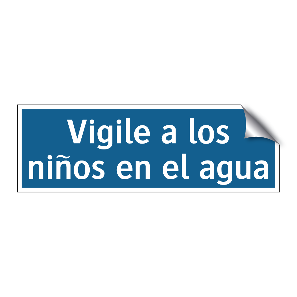 Vigile a los niños en el agua