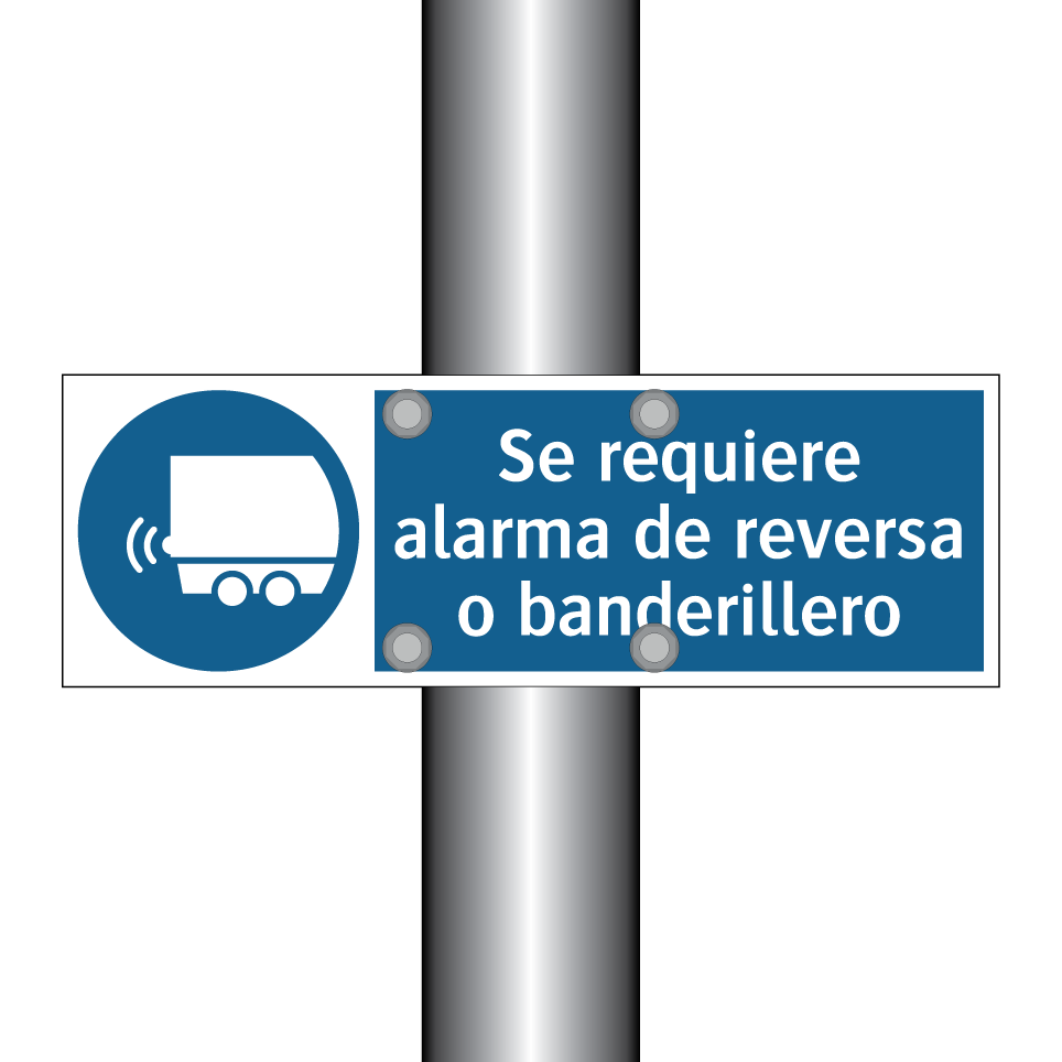 Se requiere alarma de reversa o banderillero