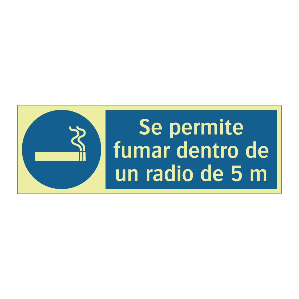 Se permite fumar dentro de un radio de 5 m