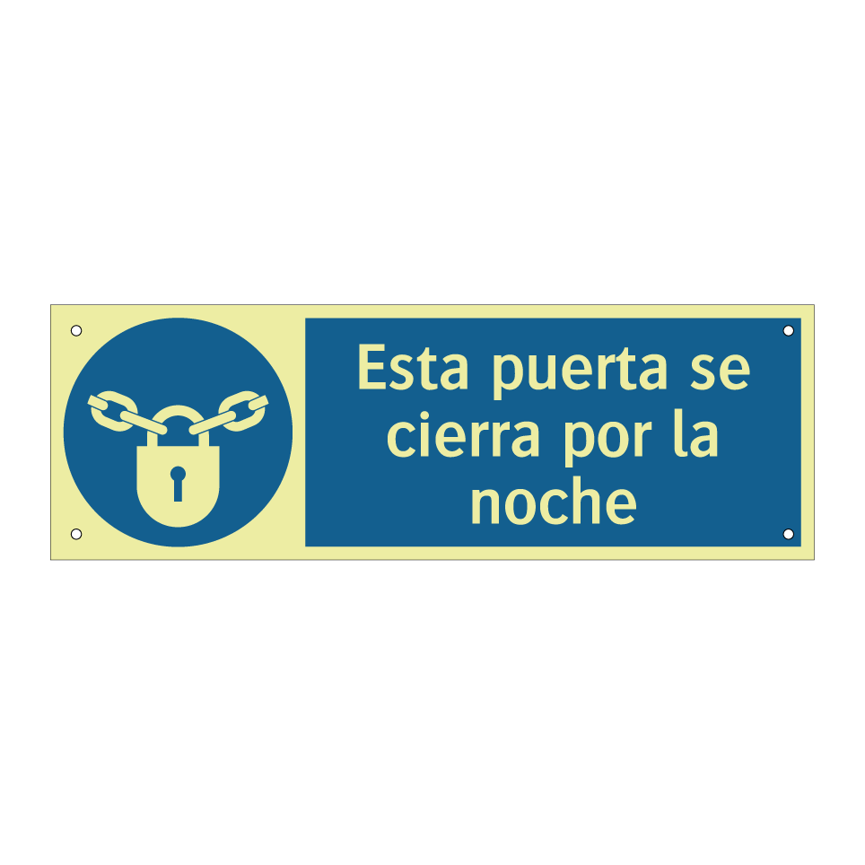 Esta puerta se cierra por la noche