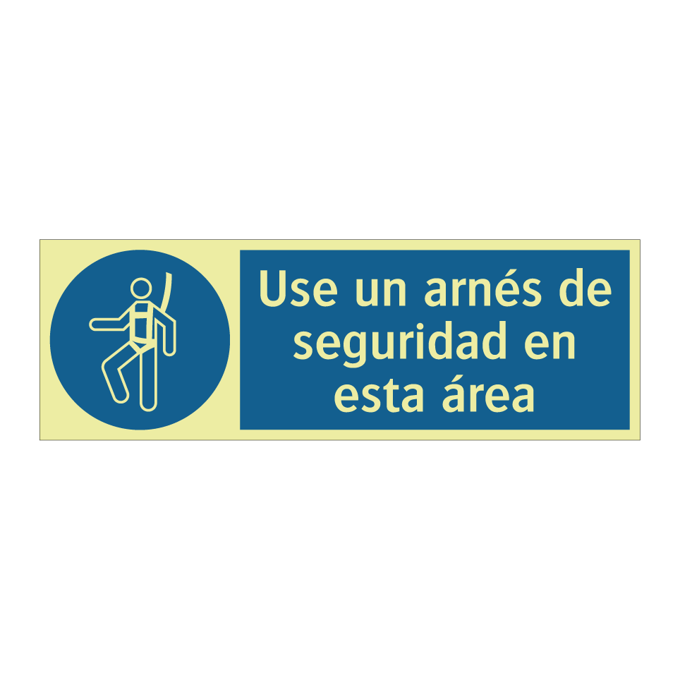 Use un arnés de seguridad en esta área