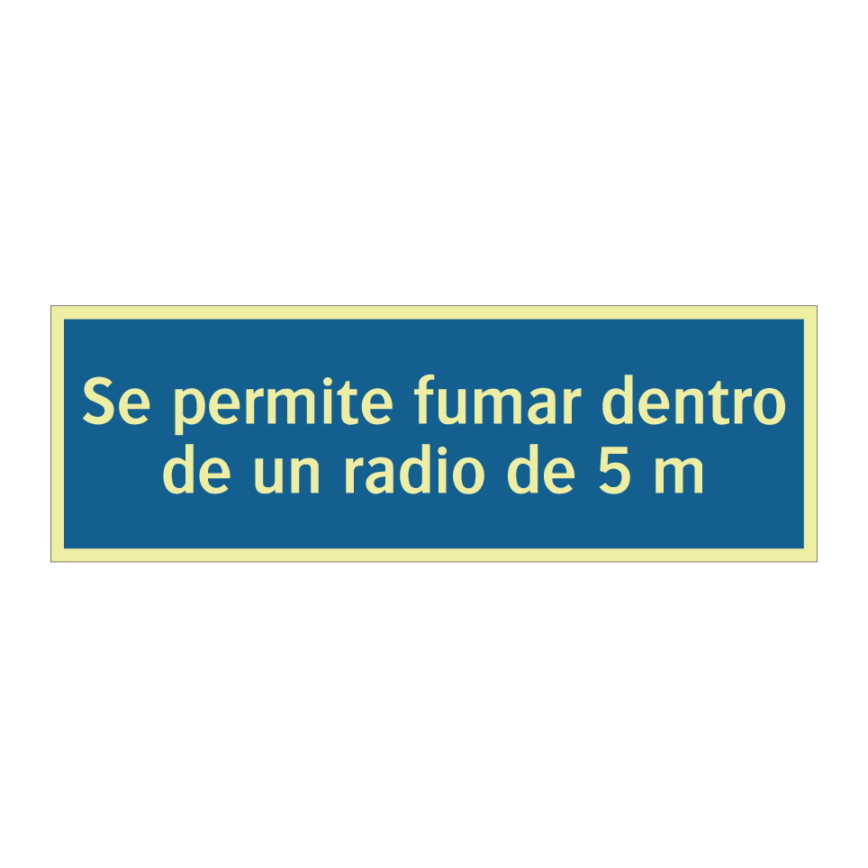 Se permite fumar dentro de un radio de 5 m