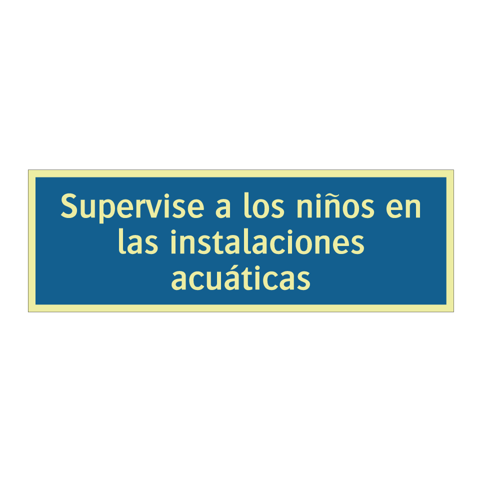 Supervise a los niños en las instalaciones acuáticas