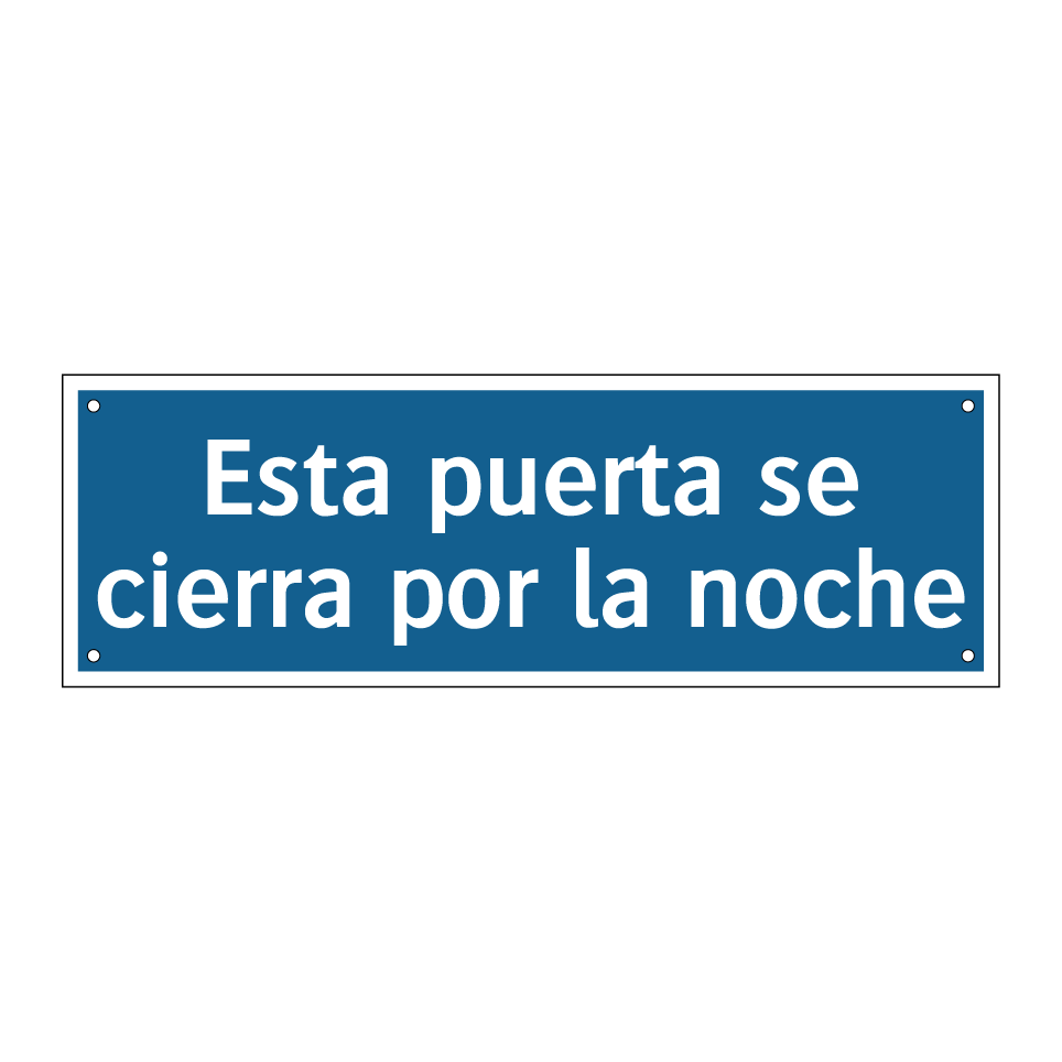 Esta puerta se cierra por la noche