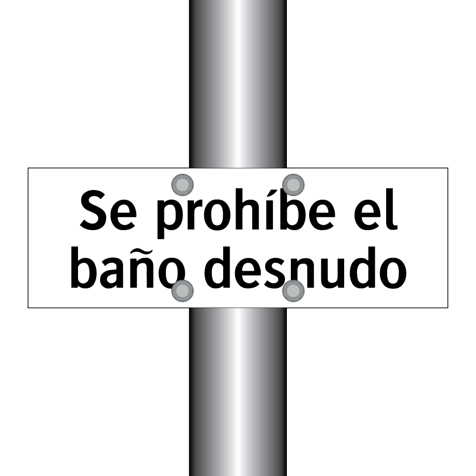 Se prohíbe el baño desnudo