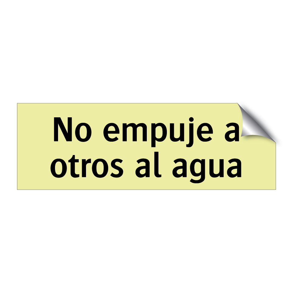 No empuje a otros al agua