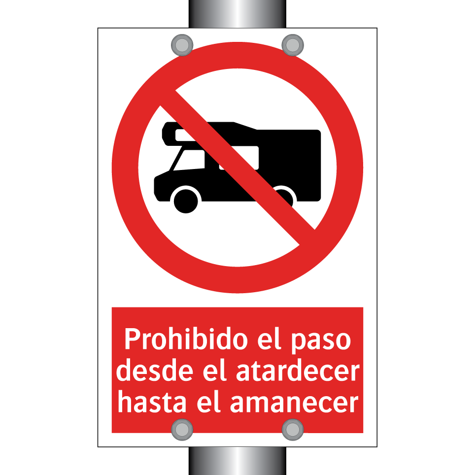 Prohibido el paso desde el atardecer hasta el amanecer