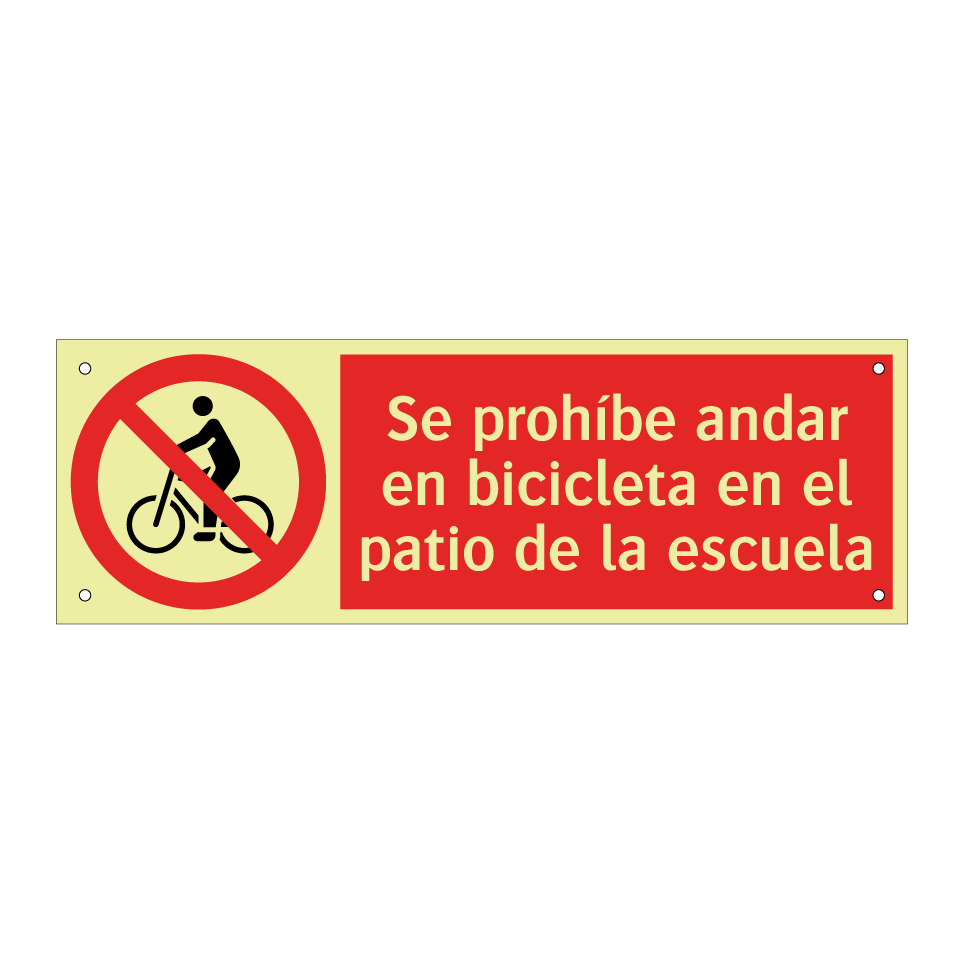 Se prohíbe andar en bicicleta en el patio de la escuela