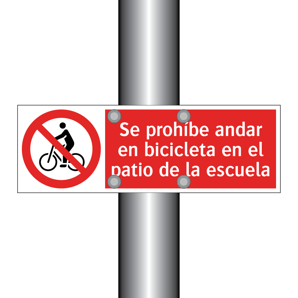 Se prohíbe andar en bicicleta en el patio de la escuela