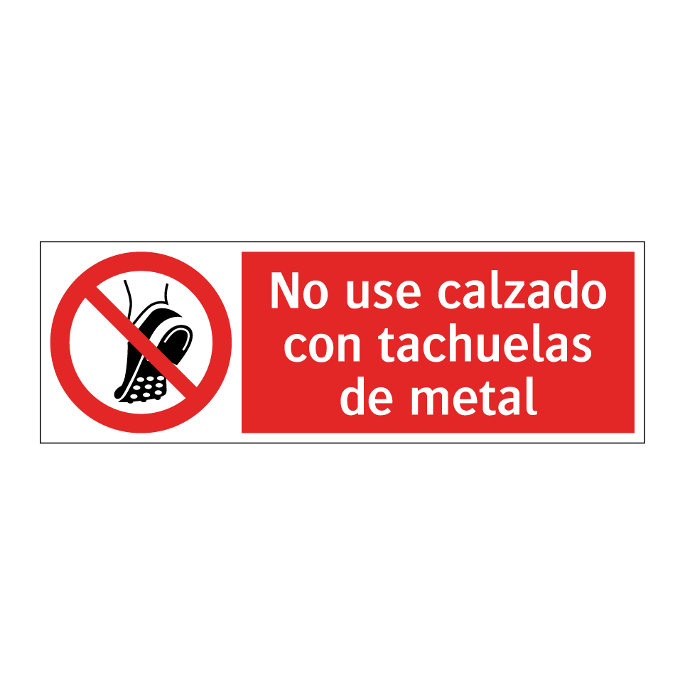 No use calzado con tachuelas de metal