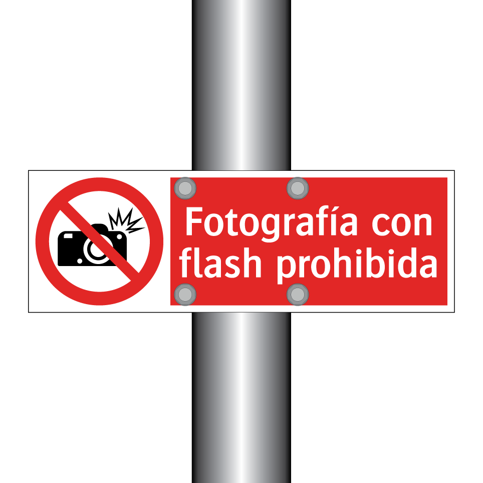 Fotografía con flash prohibida