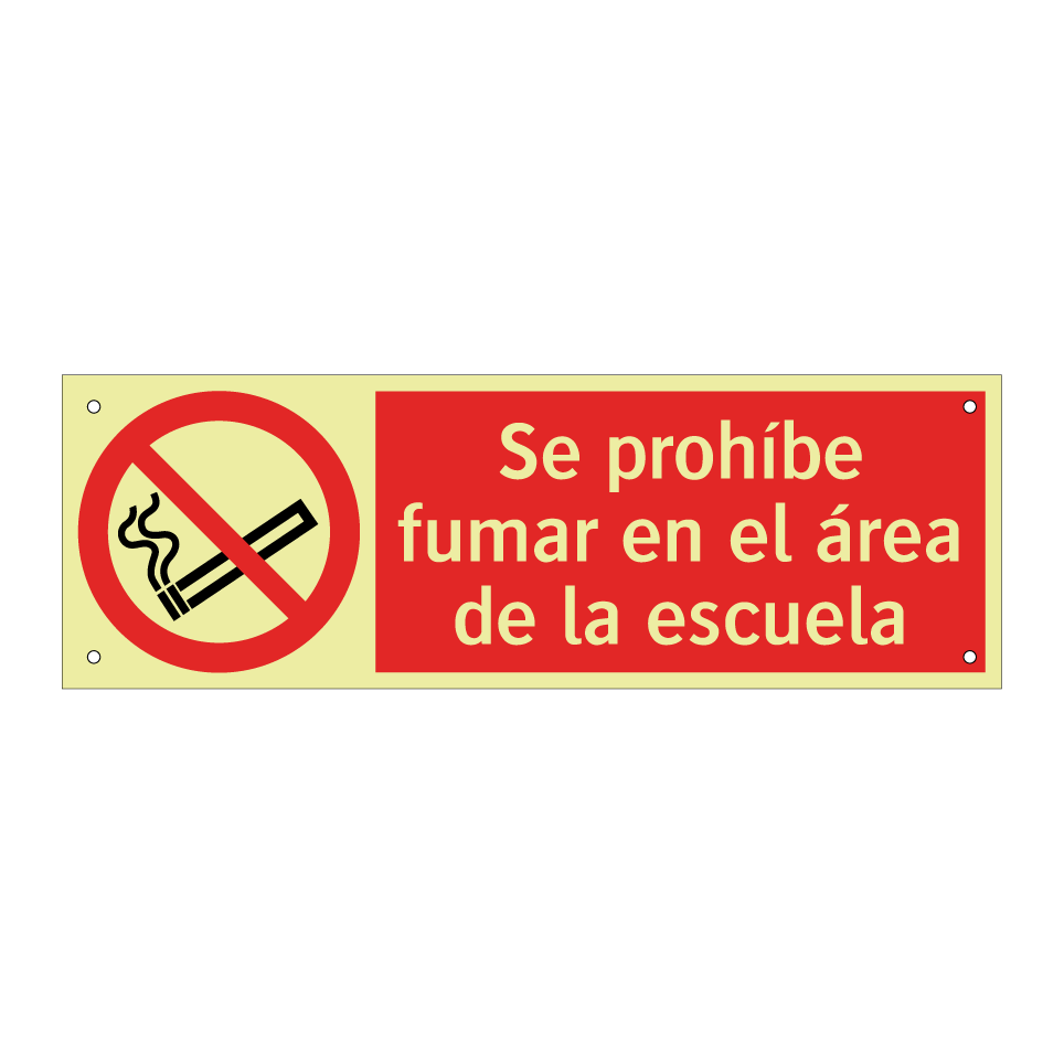 Se prohíbe fumar en el área de la escuela