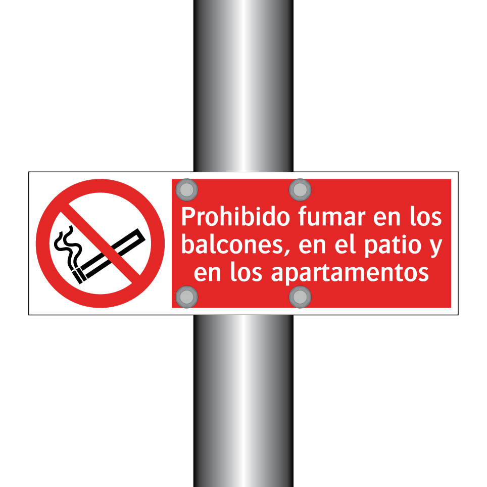 Prohibido fumar en los balcones, en el patio y en los apartamentos