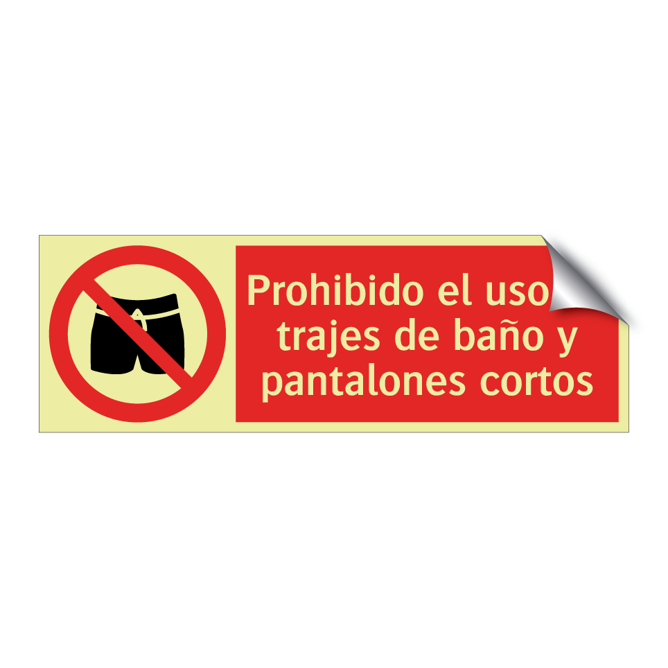 Prohibido el uso de trajes de baño y pantalones cortos