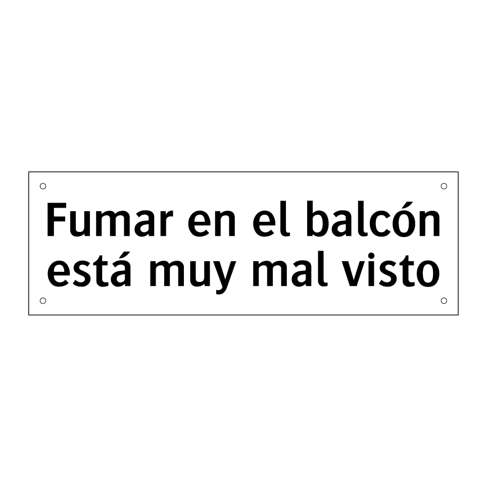 Fumar en el balcón está muy mal visto
