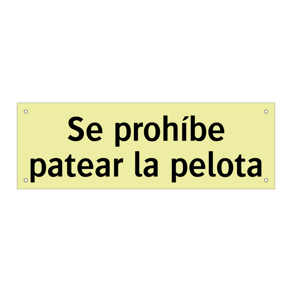 Se prohíbe patear la pelota