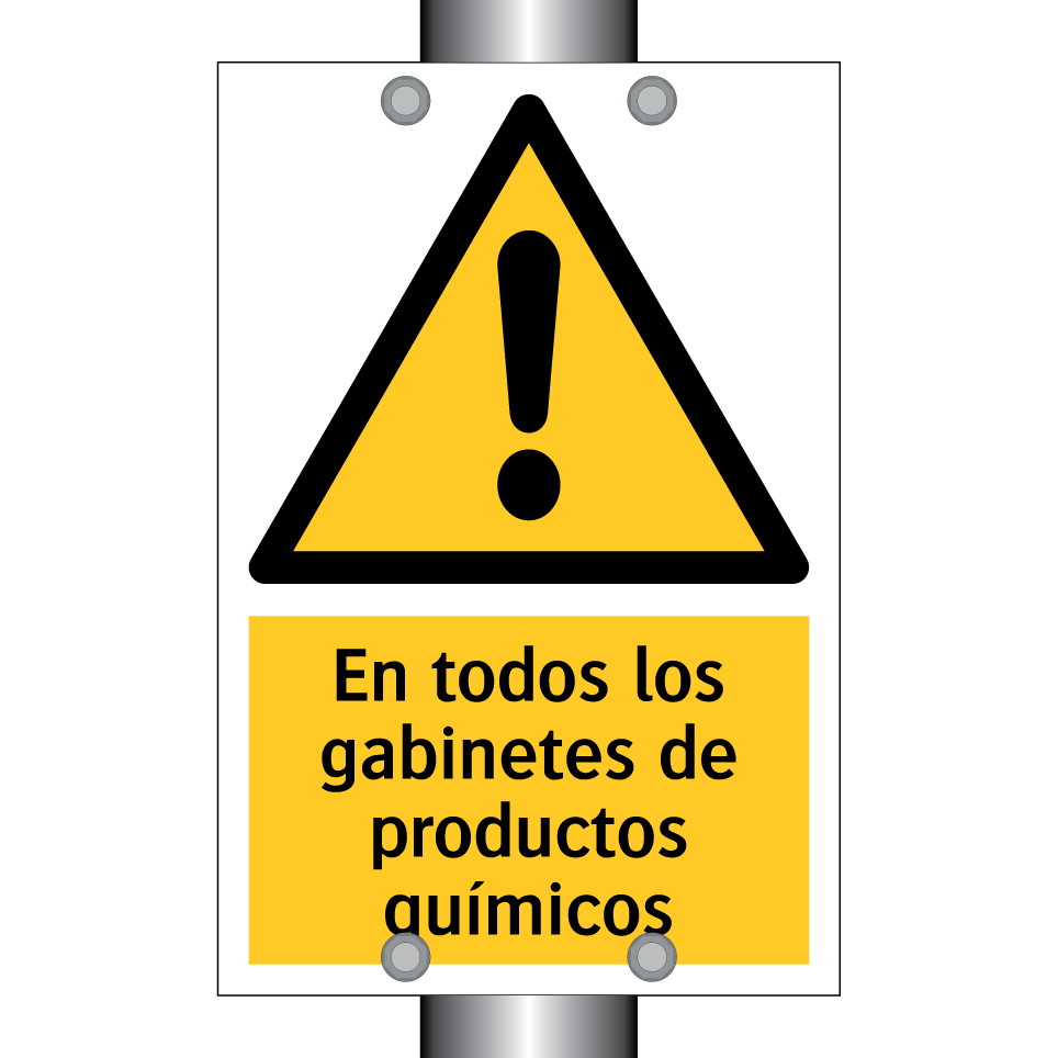 En todos los gabinetes de productos químicos