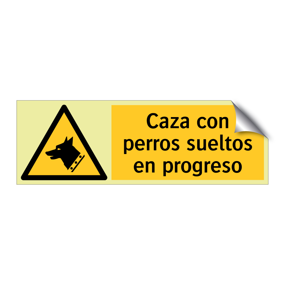 Caza con perros sueltos en progreso
