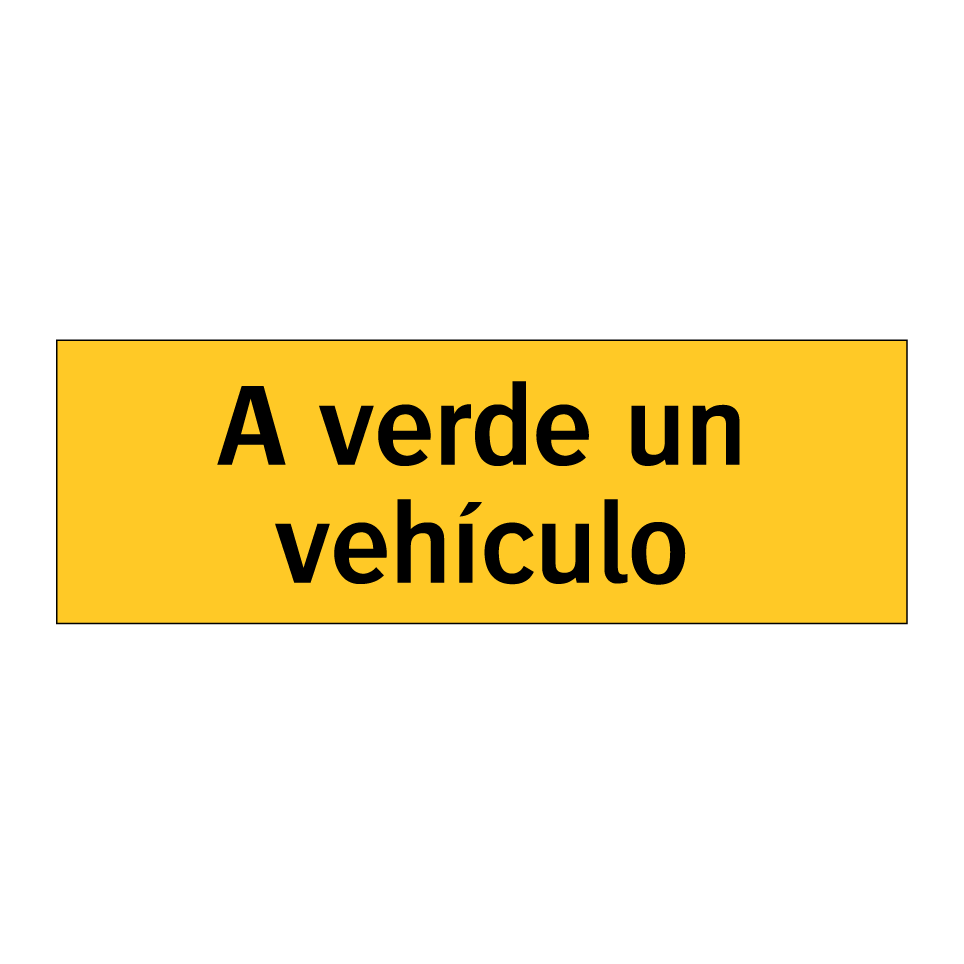 A verde un vehículo