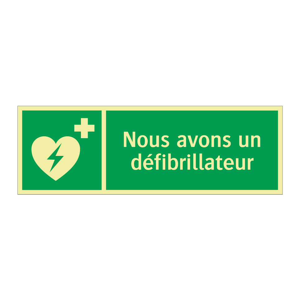 Nous avons un défibrillateur