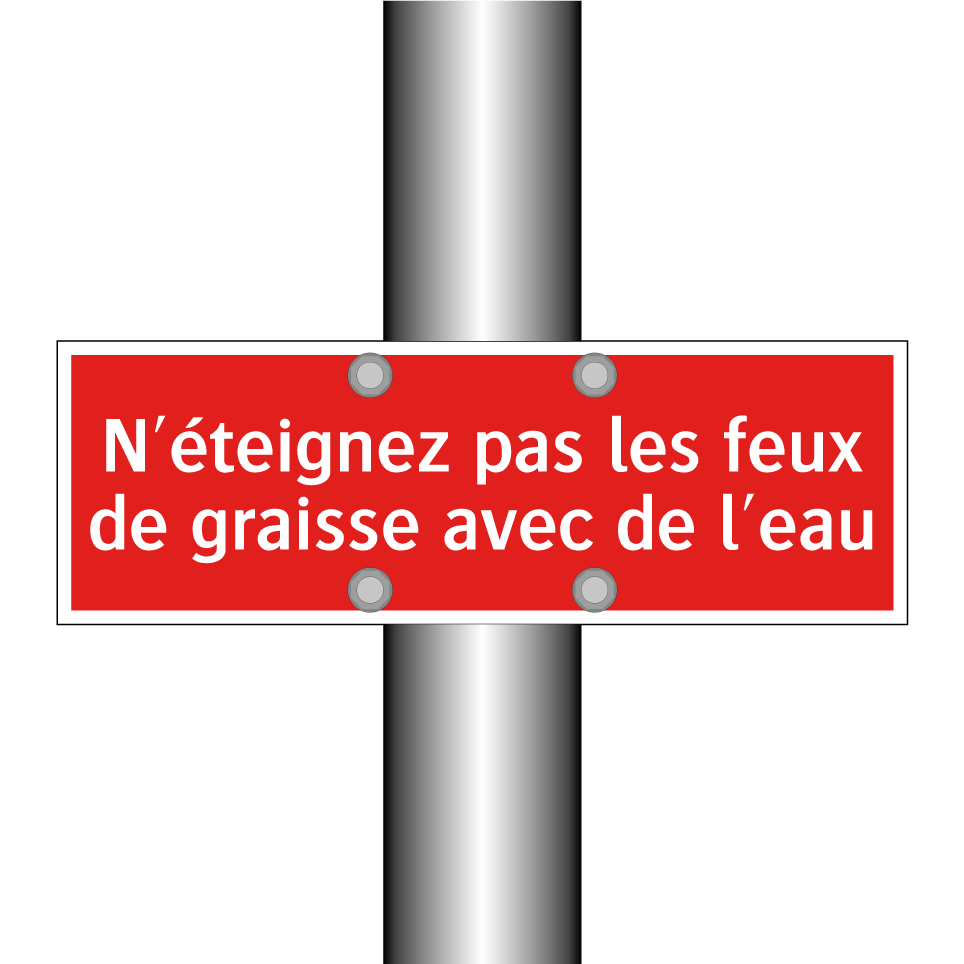 N'éteignez pas les feux de graisse avec de l'eau