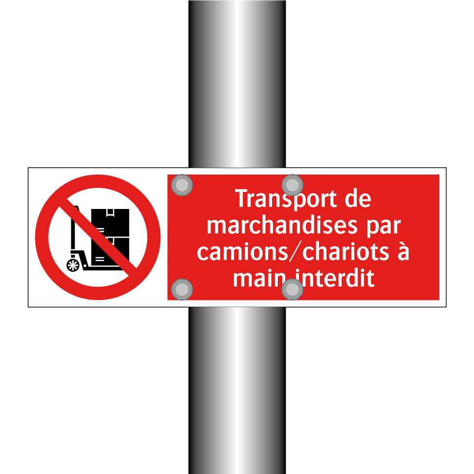Transport de marchandises par camions/chariots à main interdit
