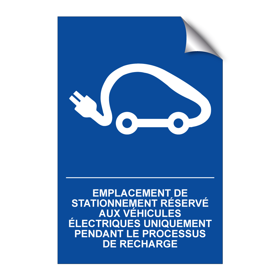 Emplacement de stationnement réservé aux véhicules électriques uniquement pendant le processus de recharge