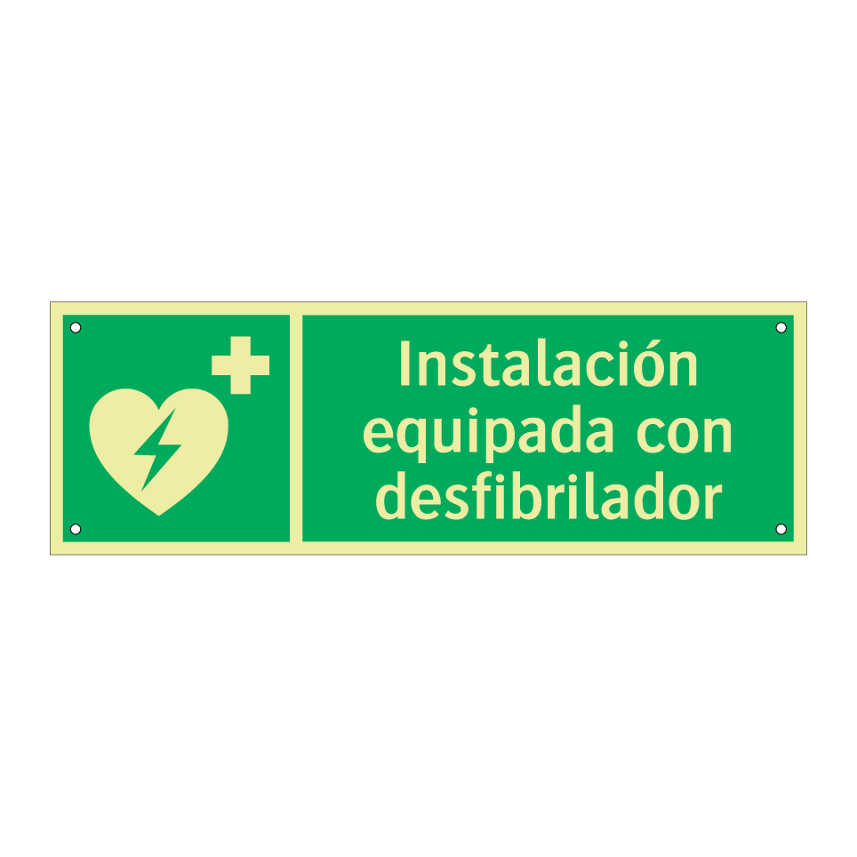 Instalación equipada con desfibrilador
