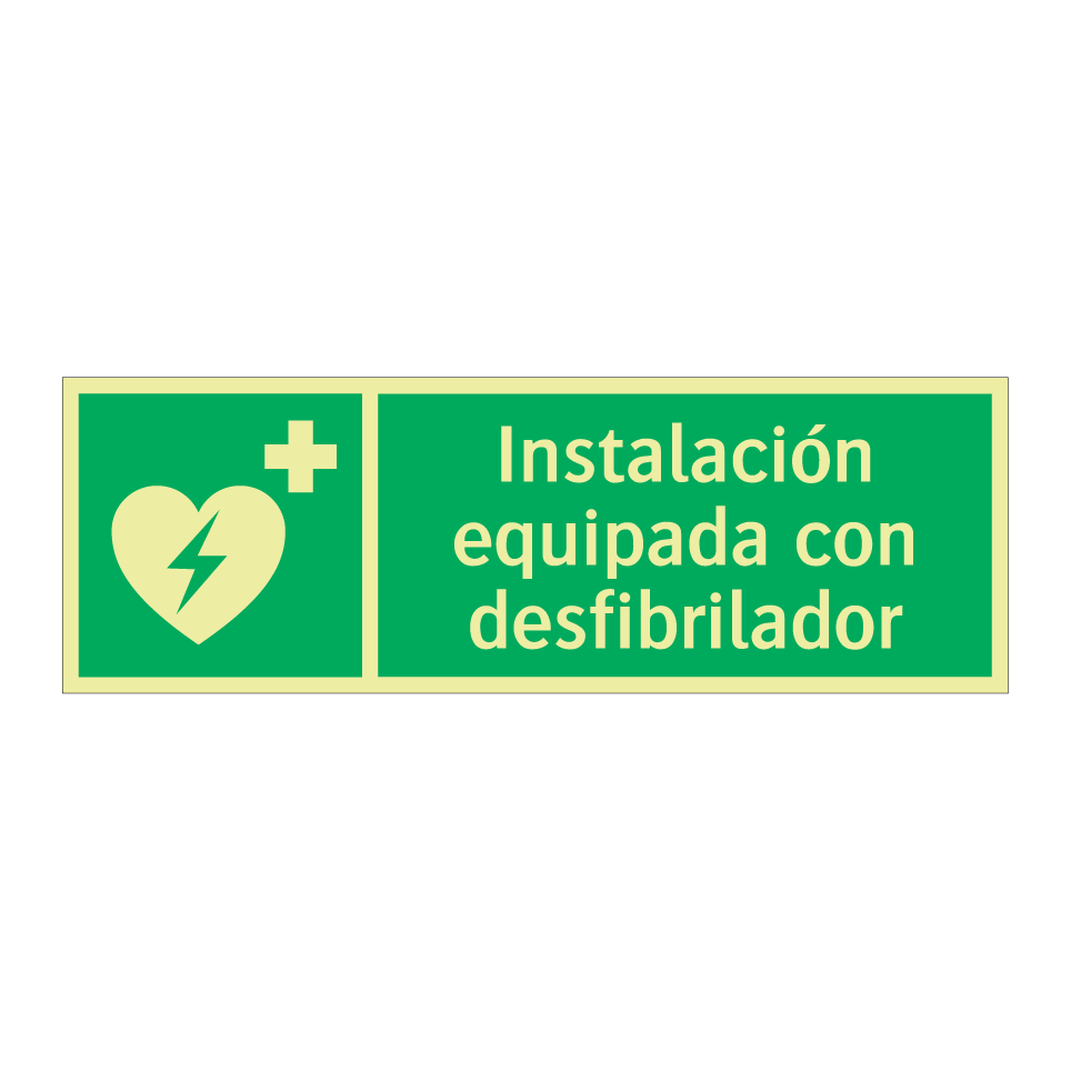 Instalación equipada con desfibrilador