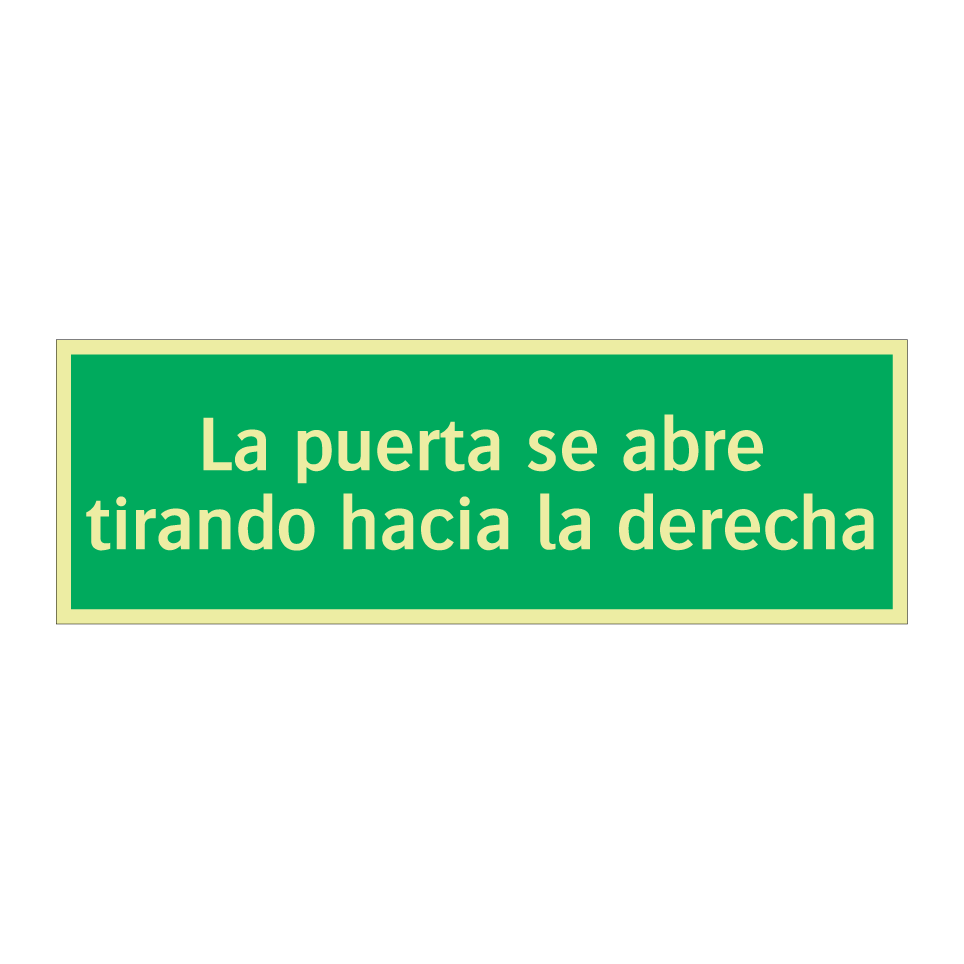 La puerta se abre tirando hacia la derecha