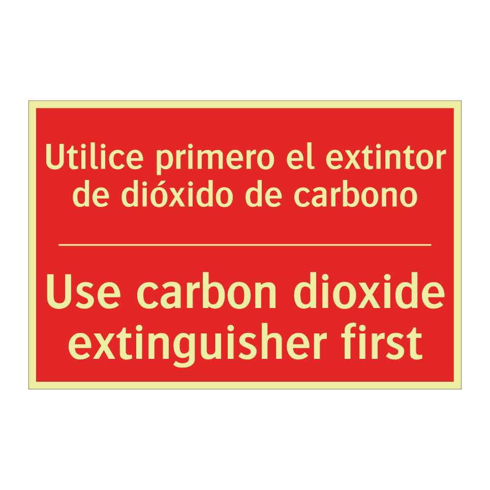 Utilice primero el extintor /.../ - Use carbon dioxide /.../
