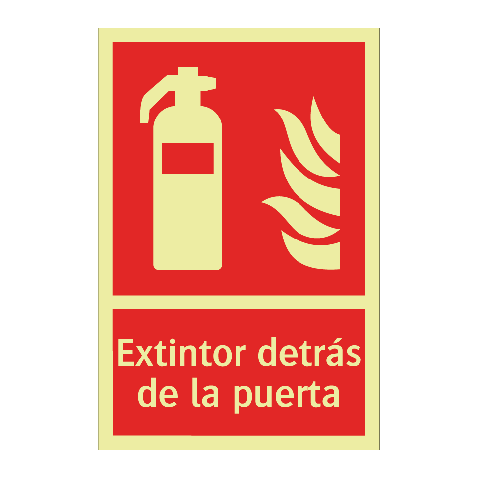 Extintor detrás de la puerta
