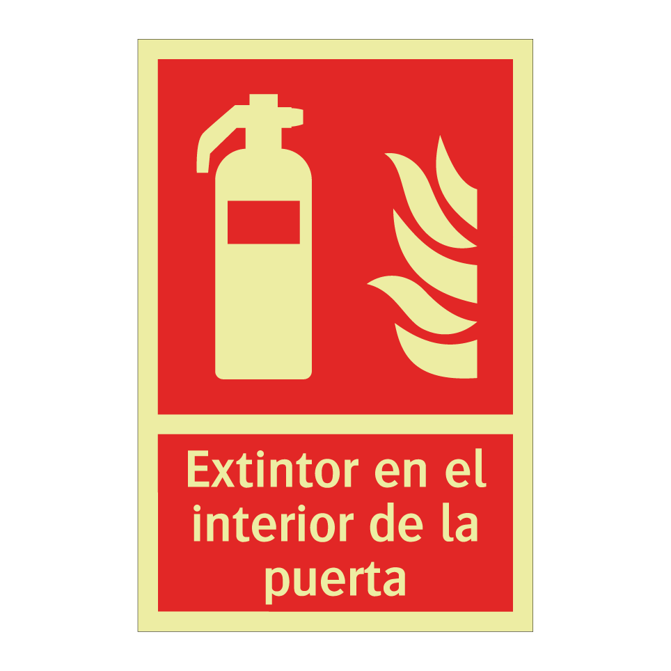 Extintor en el interior de la puerta