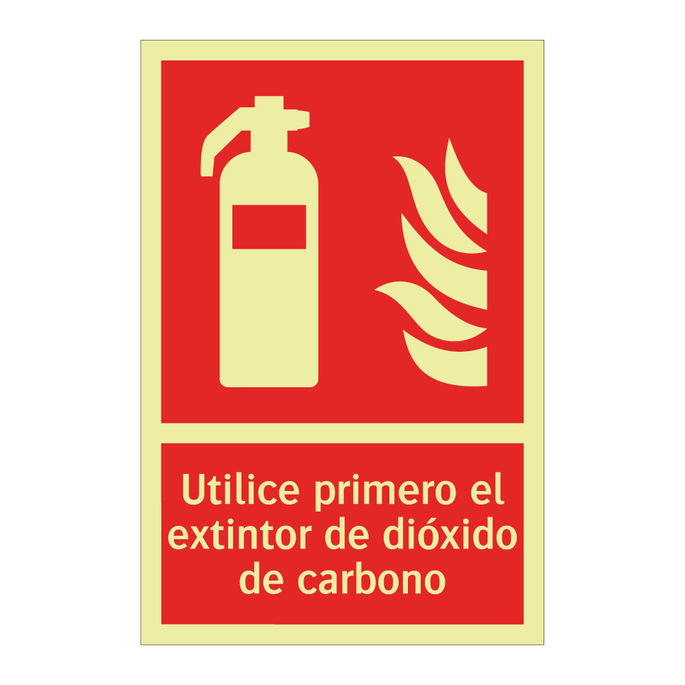 Utilice primero el extintor de dióxido de carbono