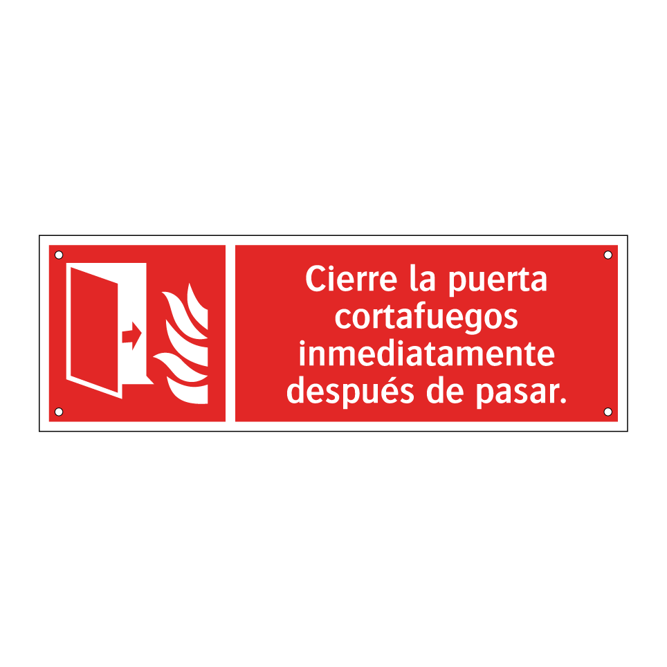 Cierre la puerta cortafuegos inmediatamente después de pasar.