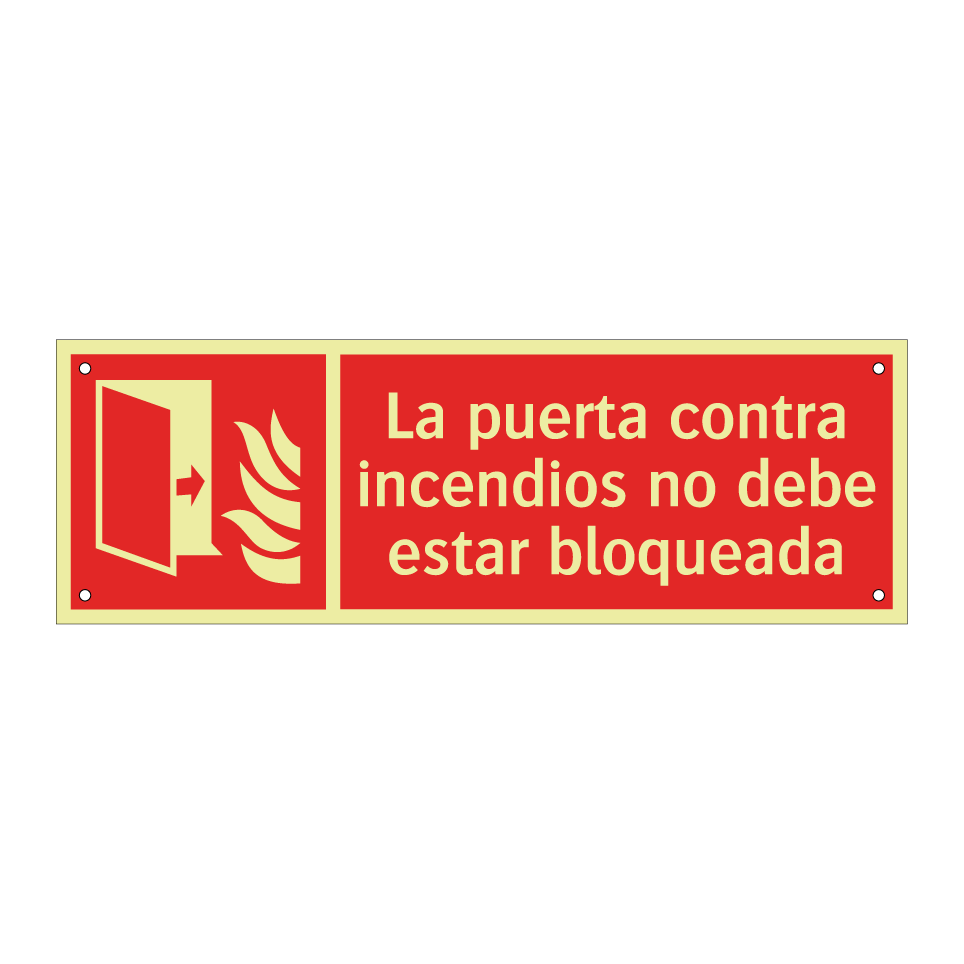 La puerta contra incendios no debe estar bloqueada