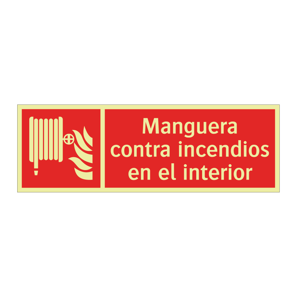 Manguera contra incendios en el interior