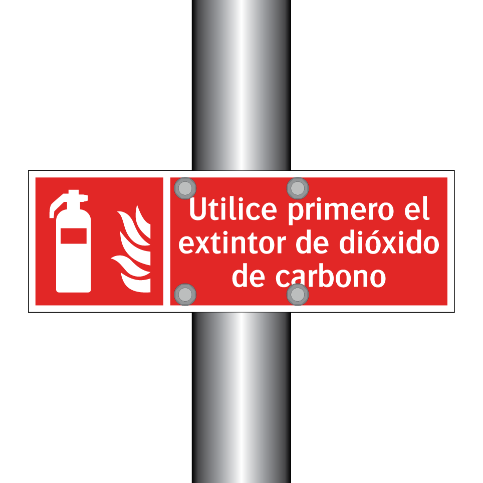 Utilice primero el extintor de dióxido de carbono