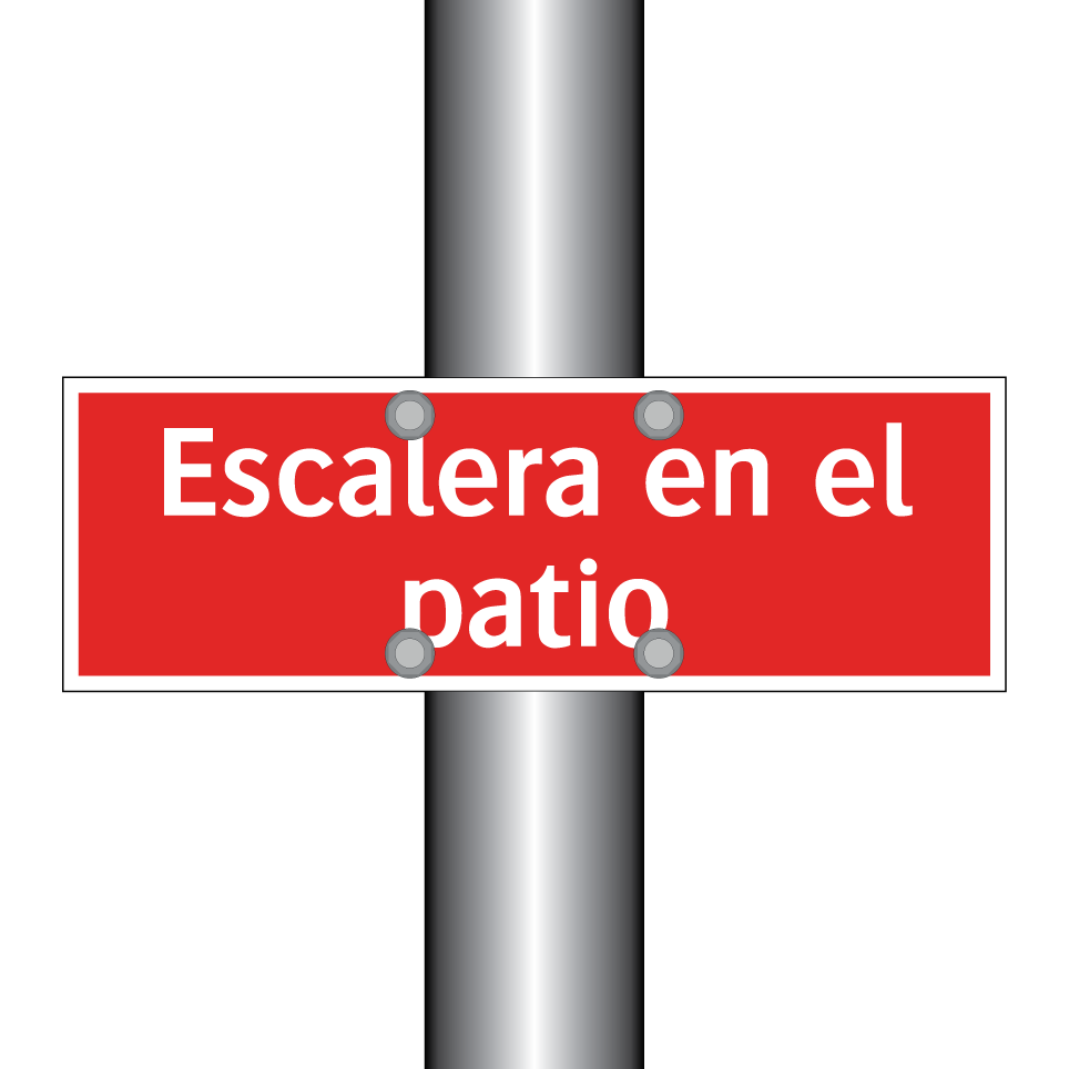 Escalera en el patio